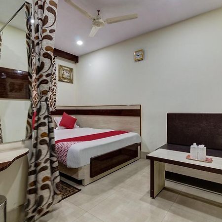 Oyo Hotel Satguru Jamshedpur Exteriör bild
