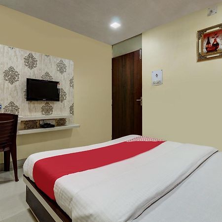Oyo Hotel Satguru Jamshedpur Exteriör bild