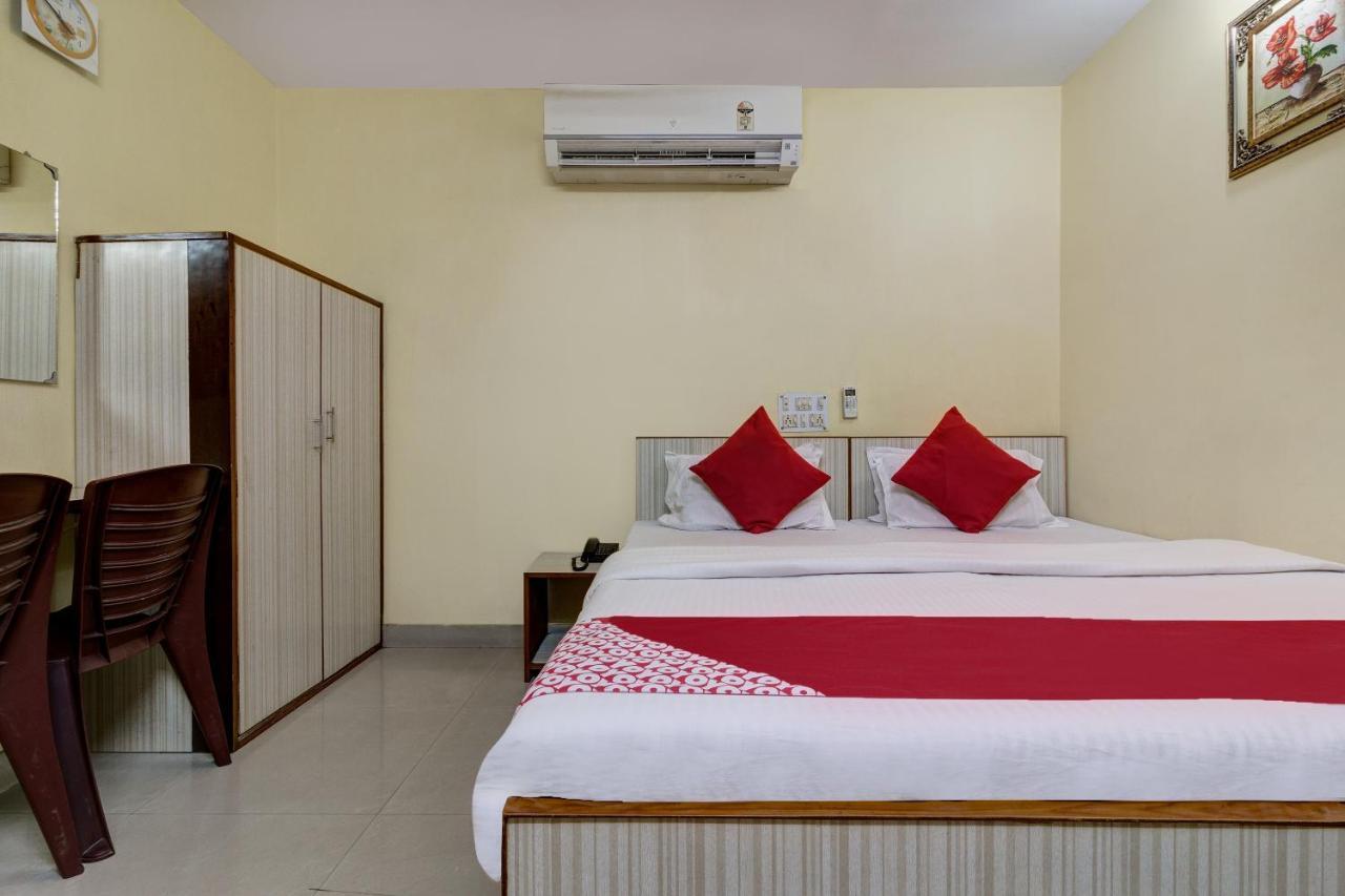 Oyo Hotel Satguru Jamshedpur Exteriör bild