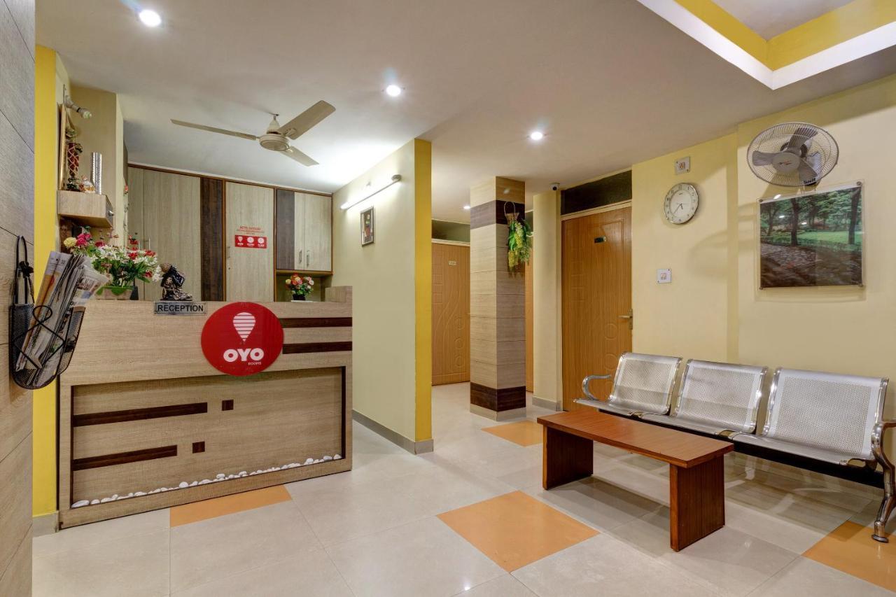 Oyo Hotel Satguru Jamshedpur Exteriör bild